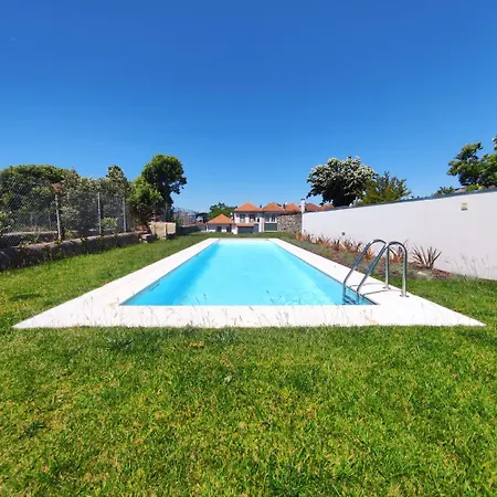 Retreat Pool&garden 波尔图